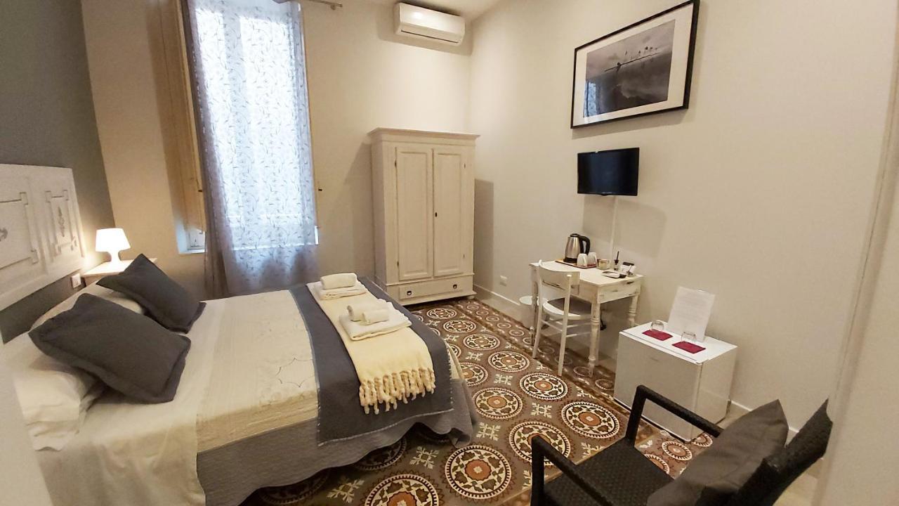 Boutique Rooms And Breakfast Granveliero Τράπανι Εξωτερικό φωτογραφία